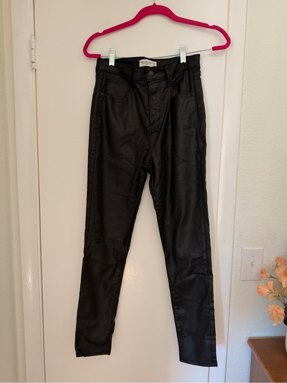 Black Coated Jeans curve love
